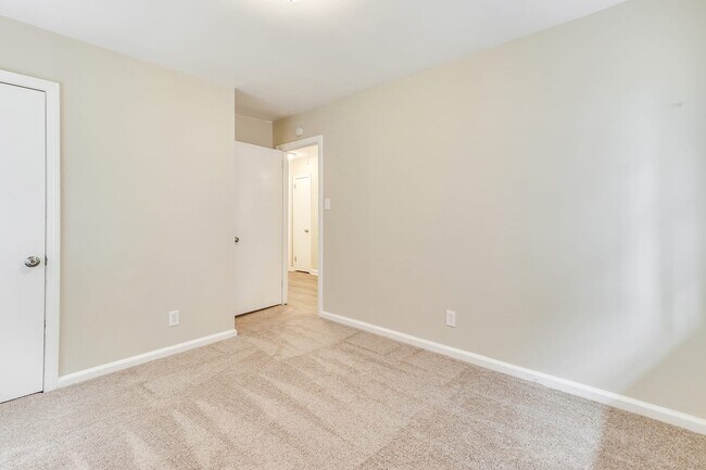 Building Photo - 1376 Ruth Place