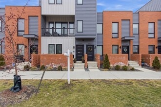Building Photo - 2744 Harrison St