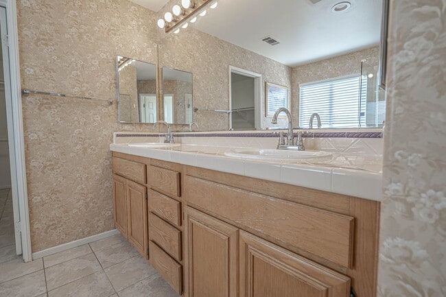 Building Photo - COMING SOON! 4-Bedroom + Office Home with ...