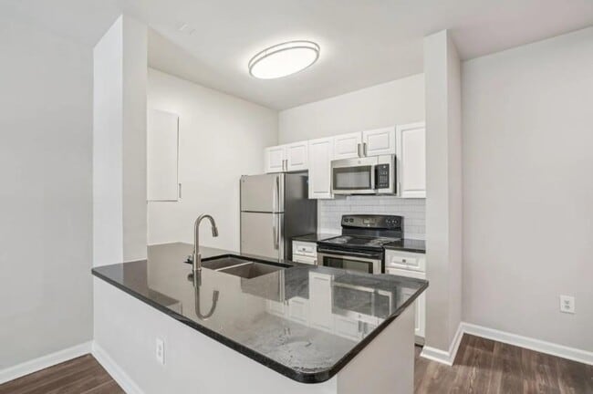 Building Photo - 405 Philip Blvd