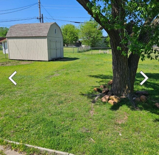 Building Photo - 2324 NW 30th St