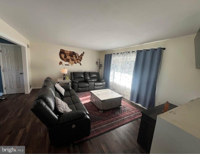 Building Photo - 214 Erford Rd