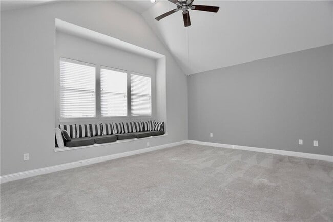 Building Photo - 1227 W 19th St