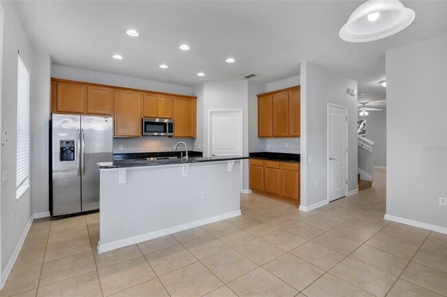 Building Photo - 12702 Salomon Cove Dr