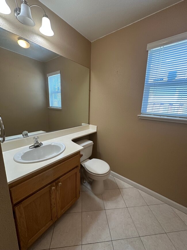Building Photo - 1745 Mt Hamilton Dr