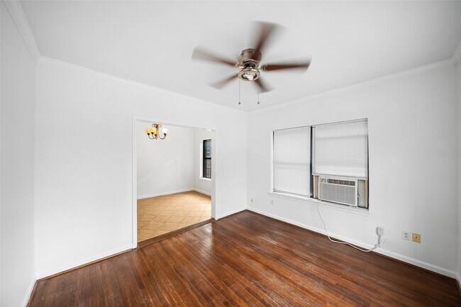 Building Photo - 406 Quitman St