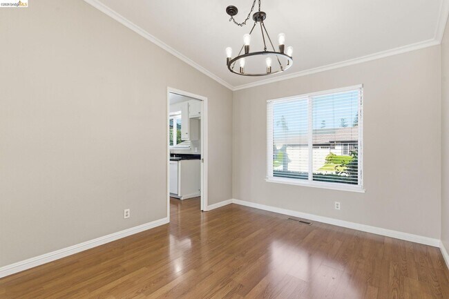 Building Photo - 1077 Bellamy Ct