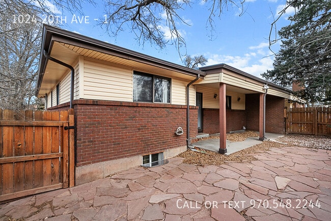 Building Photo - 1024 20th Ave