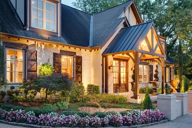 Building Photo - 3807 Harding Pl