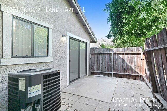 Building Photo - 3221 Triumph Ln