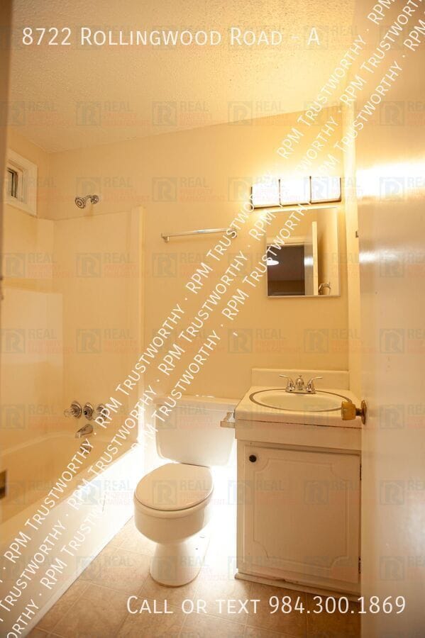 Building Photo - 8722 Rollingwood Rd