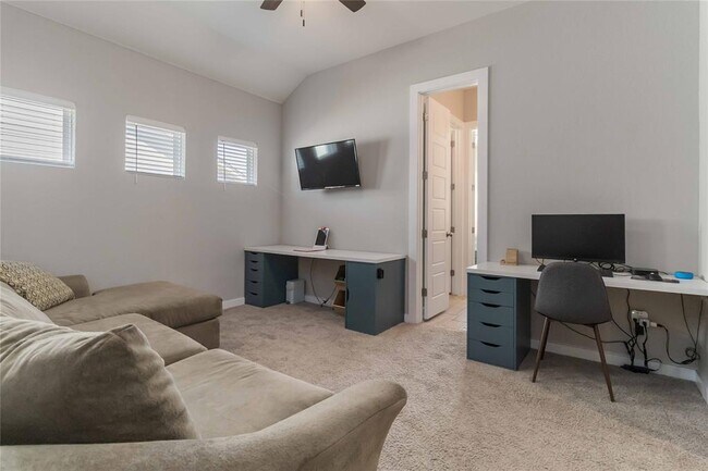 Building Photo - 116 Charles Zanco Dr