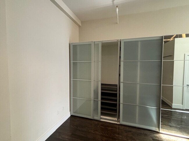 Building Photo - Charming 1bd/1ba Condo – Denver Dry Goods ...