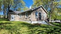 Building Photo - 832 Woodville Rd