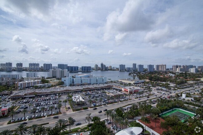 Building Photo - 18101 Collins Ave