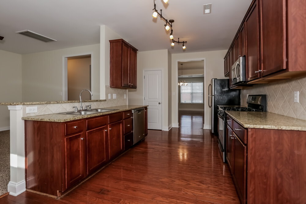 Building Photo - 10430 Carver Falls Rd