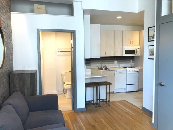 Building Photo - 144 Bowdoin St