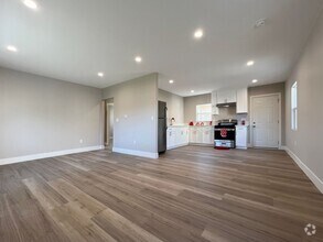 Building Photo - LN4541 W 161st St