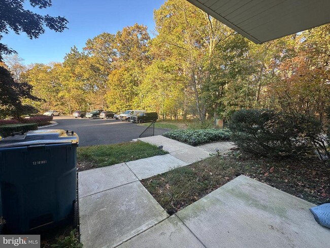 Building Photo - 4639 Sands Way