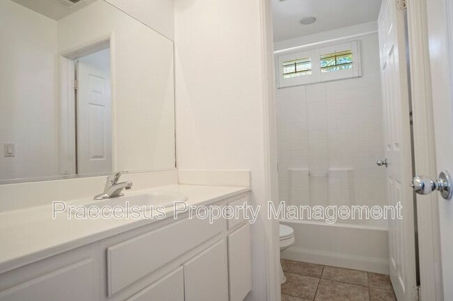 Building Photo - 1857 Monaco Dr