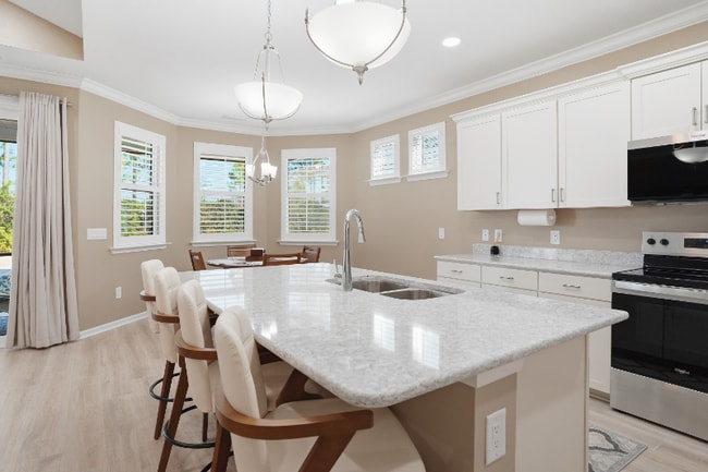 Building Photo - 9458 Escape Ave