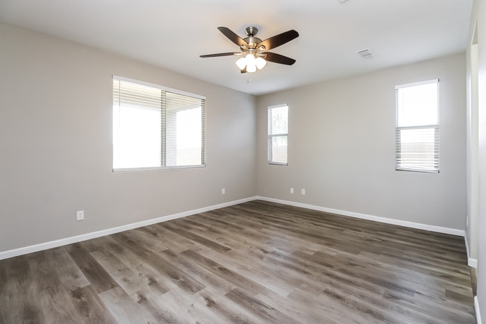 Building Photo - 4404 W Federal Way