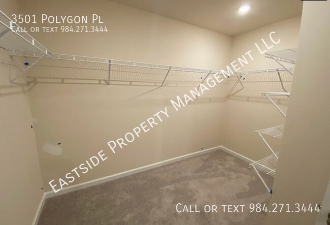 Building Photo - 3501 Polygon Pl