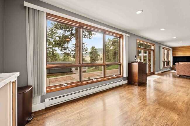 Building Photo - Exquisite Lookout Mountain Estate – Where ...