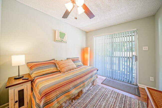 Building Photo - 125 Carl Dr