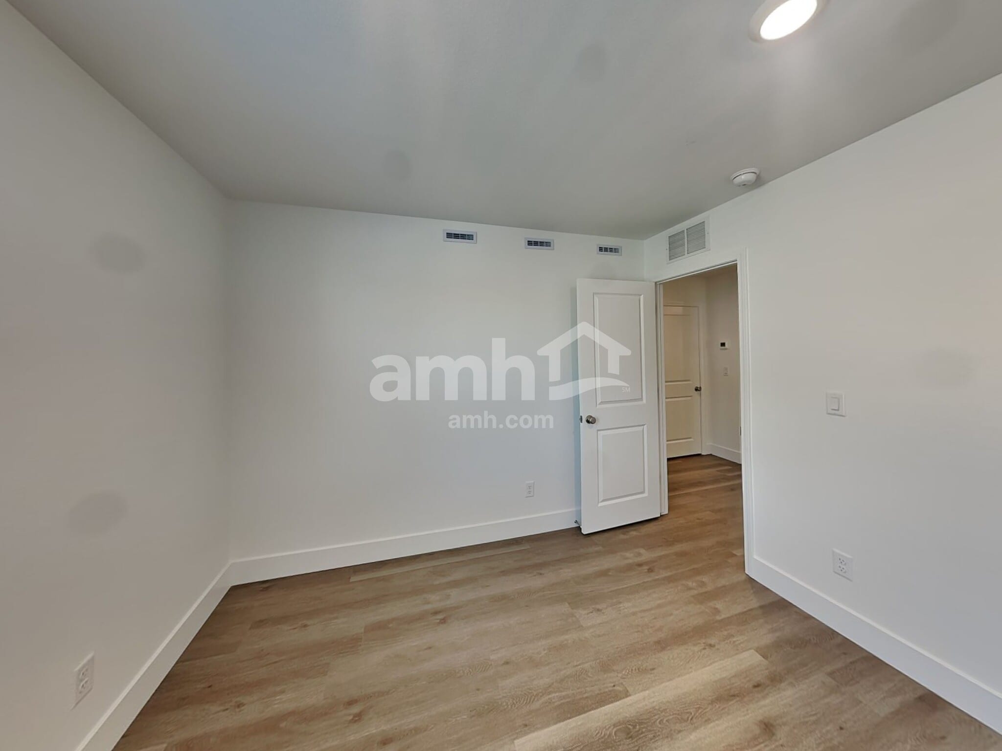 Building Photo - 5810 Astapor St