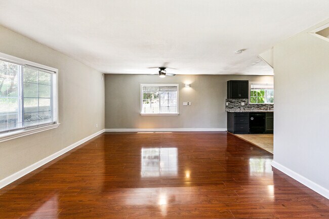 Building Photo - 1292 Aleutian Dr