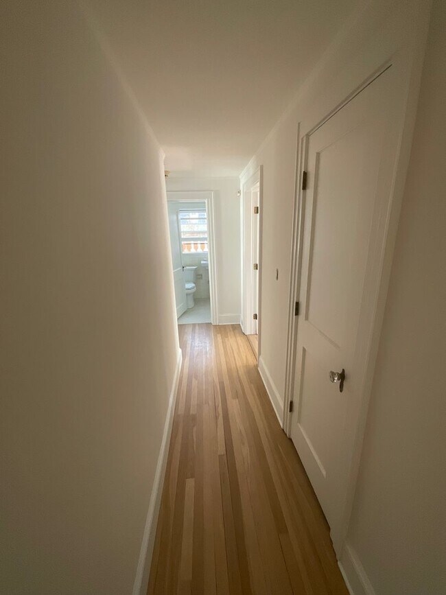 Building Photo - 0 Macdonough Place