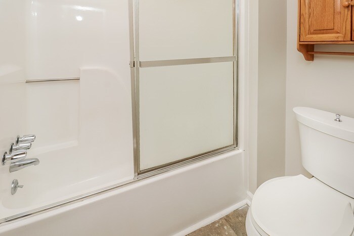 Building Photo - 313 N Crossing Dr