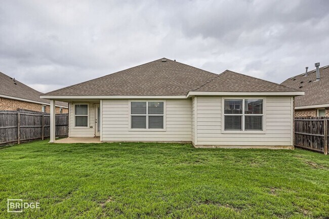 Building Photo - 6129 Fall Creek Ln