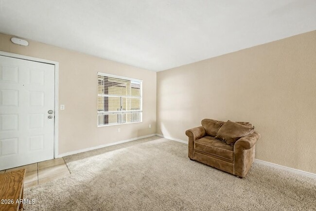 Building Photo - 461 W Holmes Ave