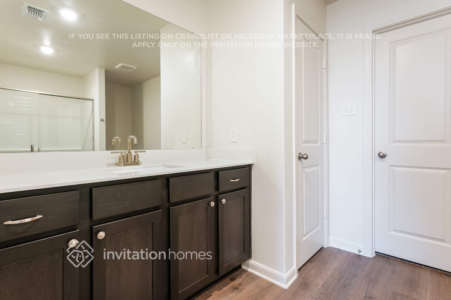 Building Photo - 10024 Pilot Pl