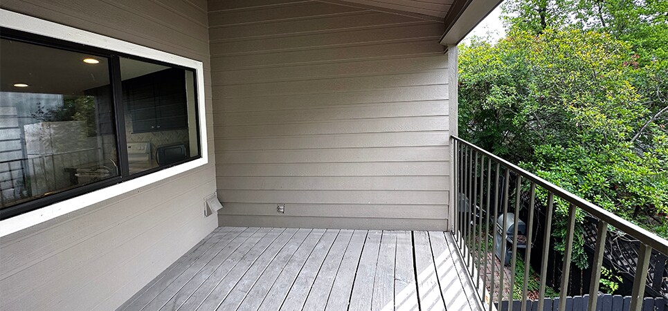 Balcony overlooks private patio - 6724 Eastridge Dr