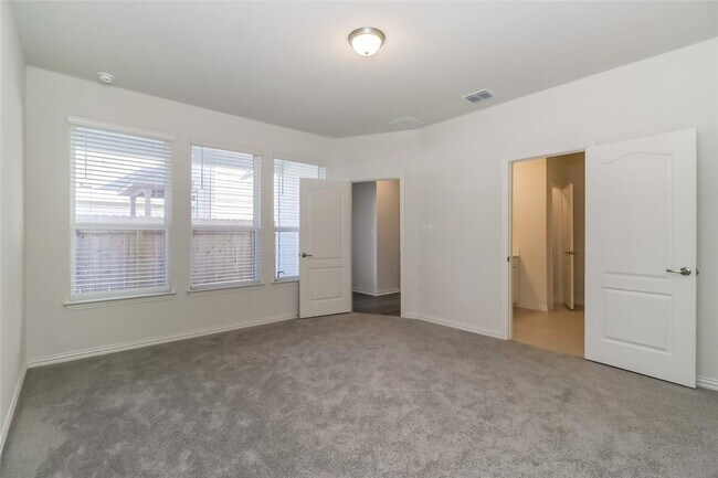 Building Photo - 530 Ansley Ct