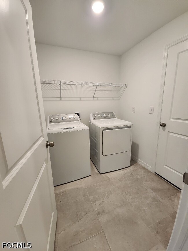 Building Photo - 13944 Buckingham Oak Rd