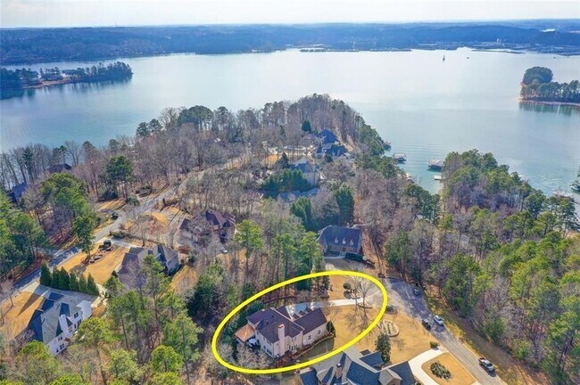 Building Photo - 6709 Wooded Cove Ct