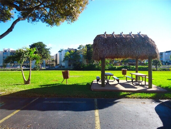 Building Photo - 7920 Camino Real