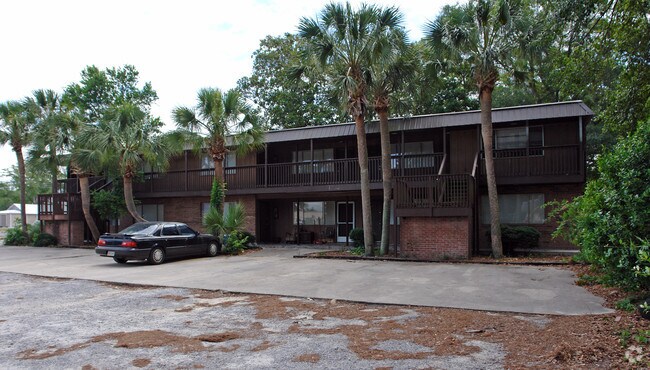Building Photo - 5802 Sr-22