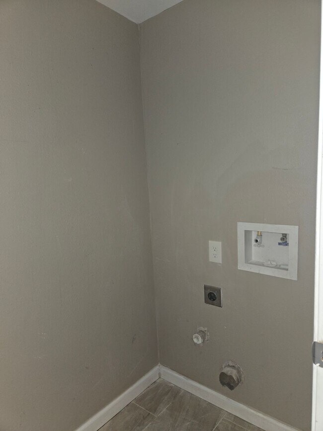 Building Photo - Available NOW!