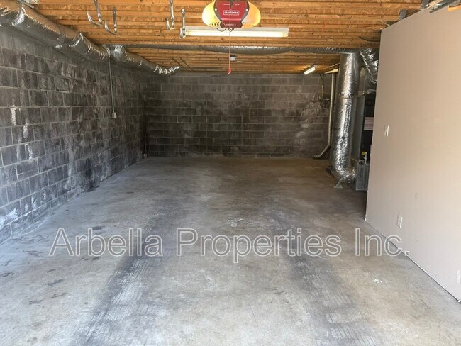 Building Photo - 152 Gray Station Rd