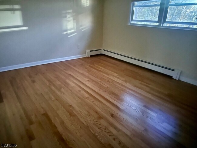 Building Photo - 63 Woodrow Ave