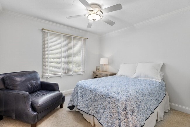 Building Photo - 84 Walpole St