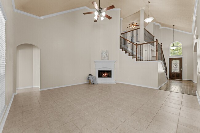 Building Photo - 20698 Oakhurst Meadows Dr