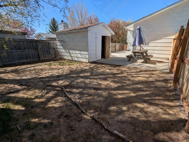Building Photo - 3107 Scott Dr