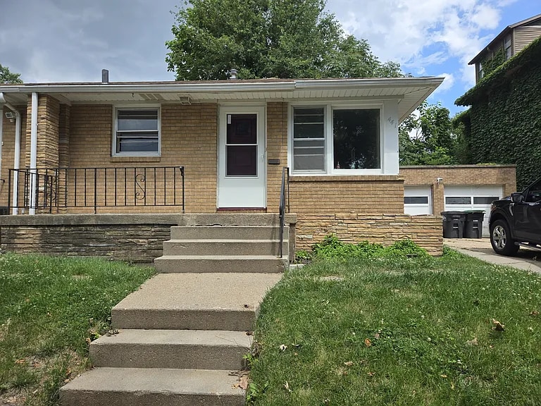 Primary Photo - 441 N 39th St
