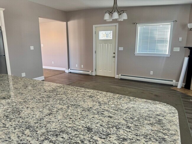 Building Photo - 789 Mt Pleasant St